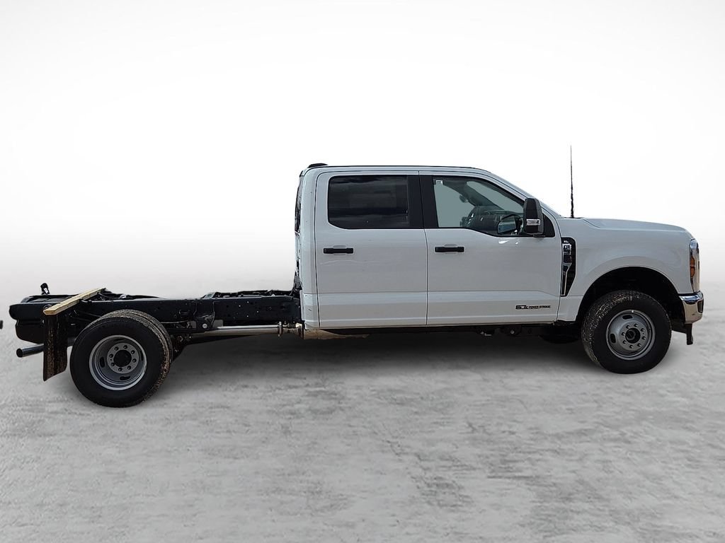 New 2026 Ford F350 XL w/ XL Chrome Package AWD/4WD image 12