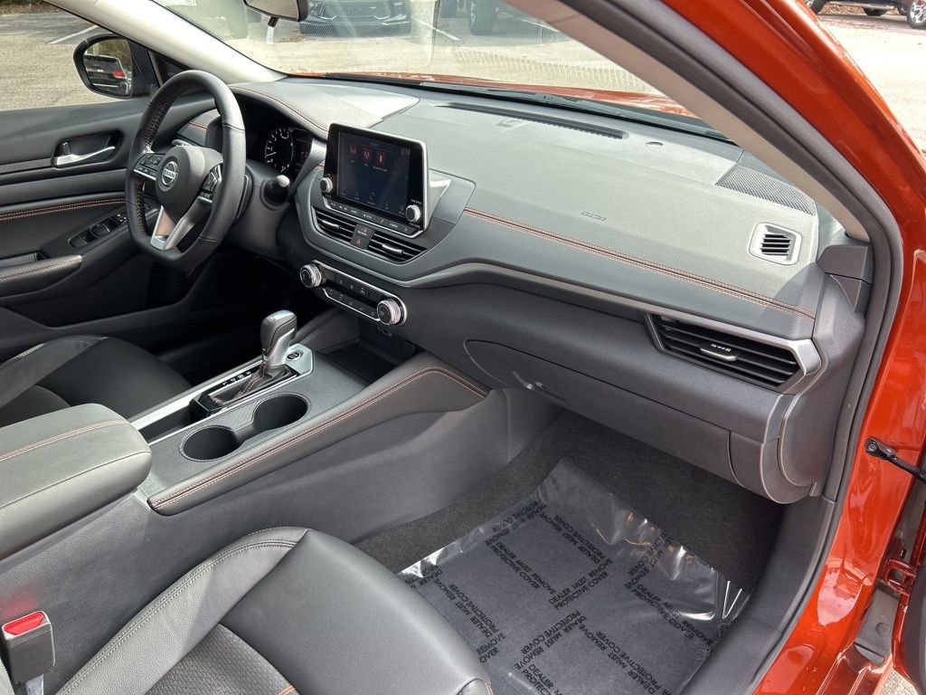 Certified 2021 Nissan Altima 2.5 SR FWD image 45