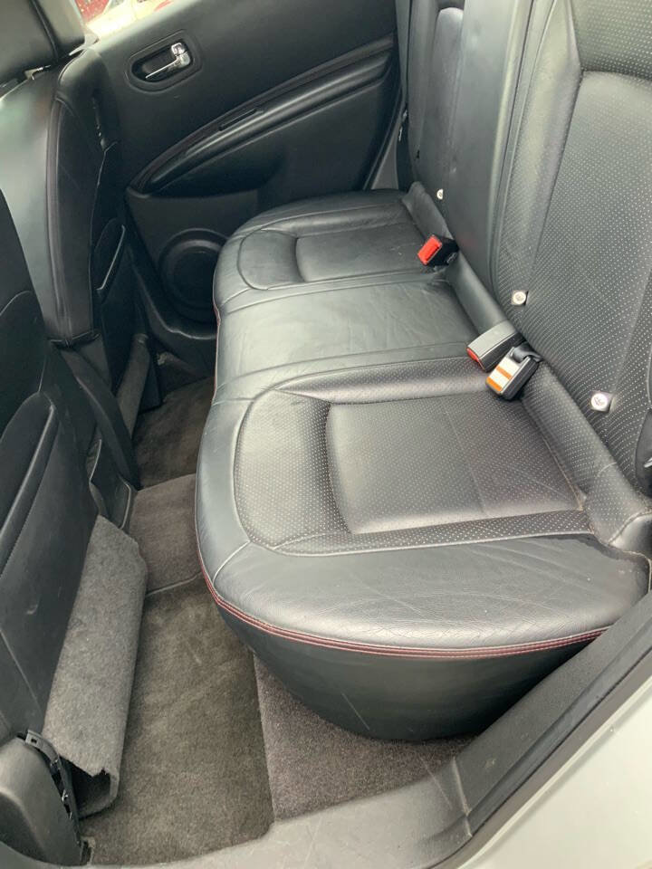 Used 2008 Nissan Rogue SL w/ Premium Pkg image 22