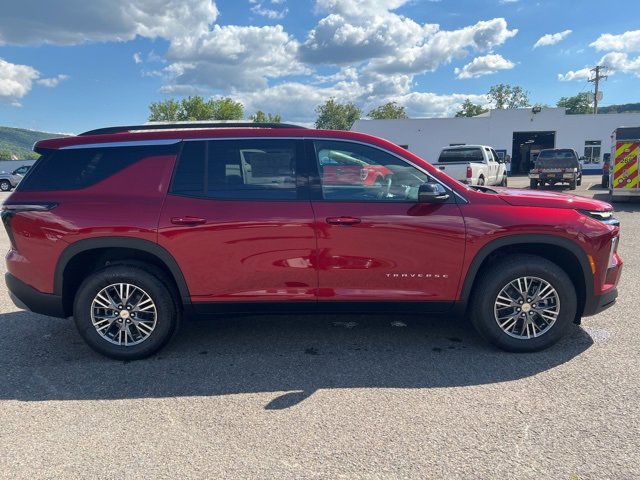 New 2026 Chevrolet Traverse LT image 6
