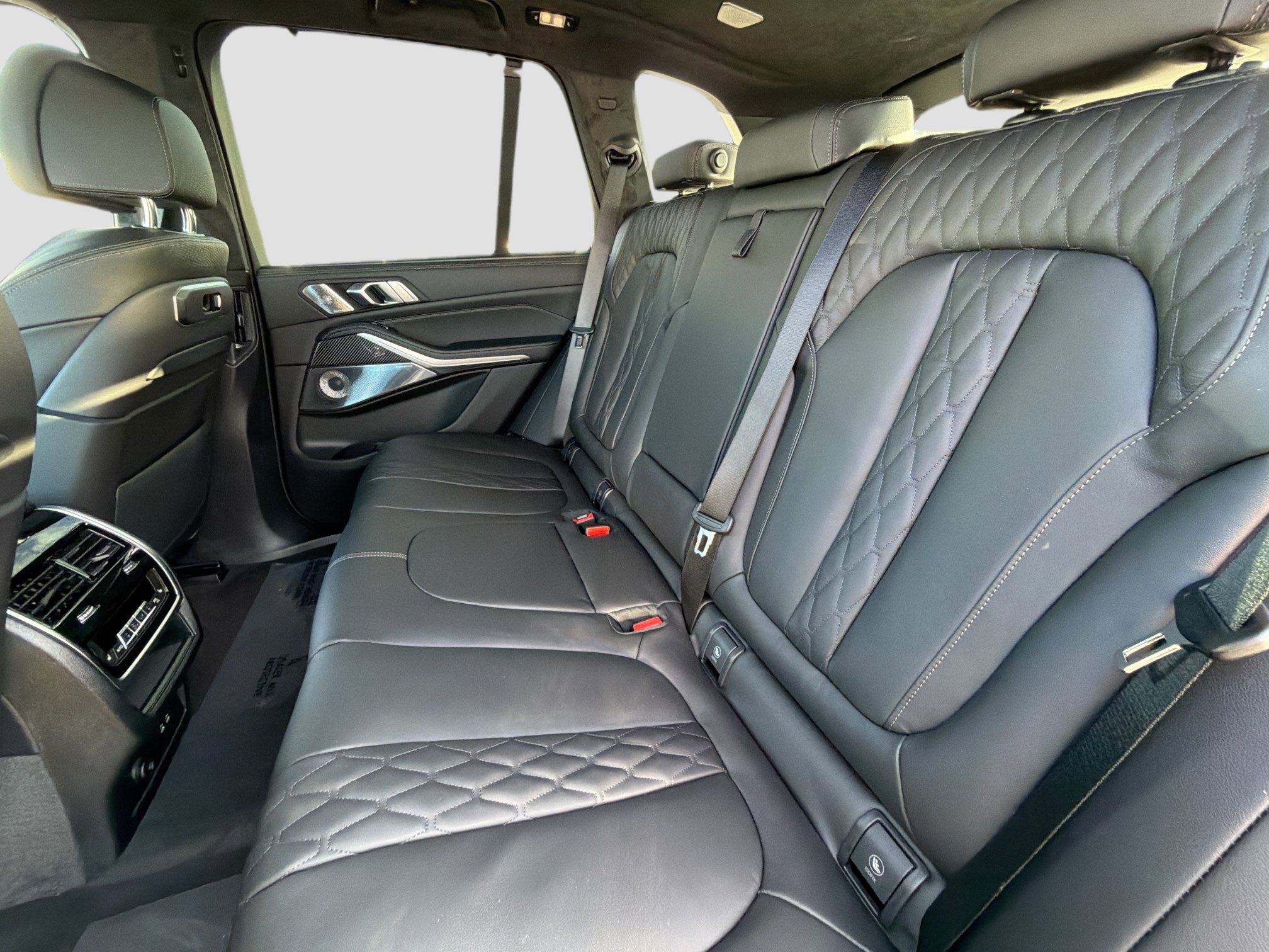 New 2026 BMW X5 M60i image 21