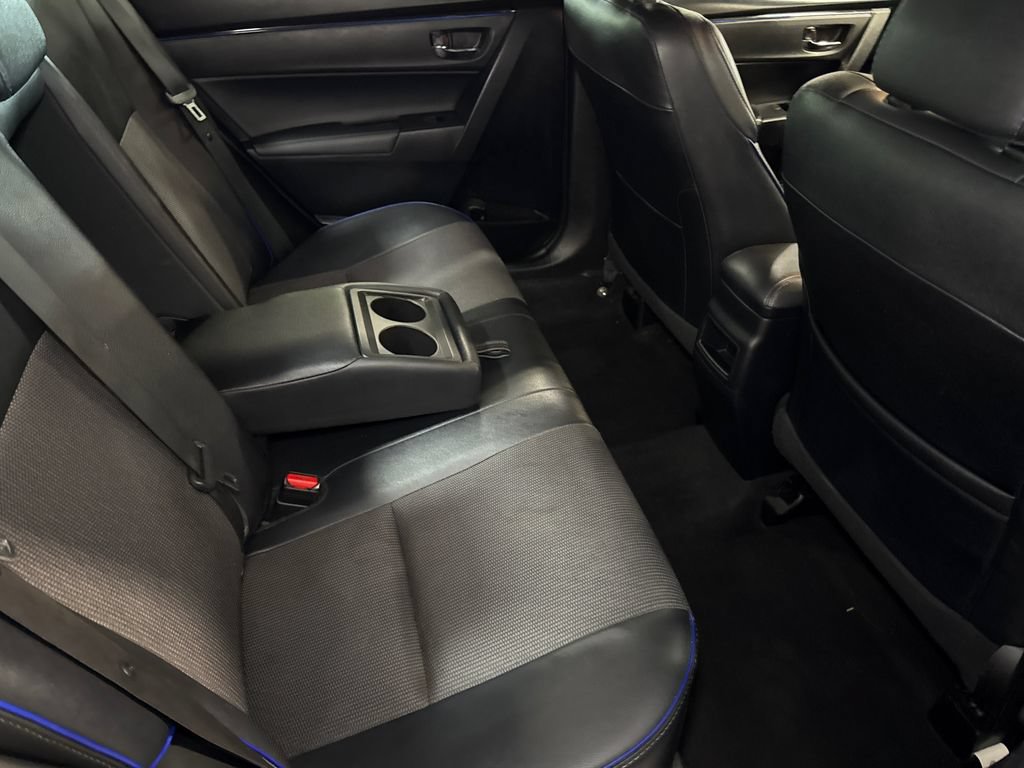 Used 2018 Toyota Corolla SE w/ Body Protection Package FWD image 13