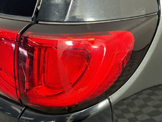 Used 2022 Chrysler Voyager LX FWD image 31
