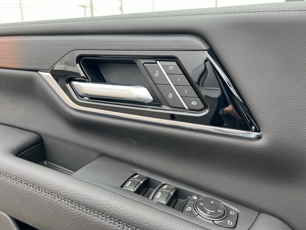 New 2026 GMC Yukon Denali image 37