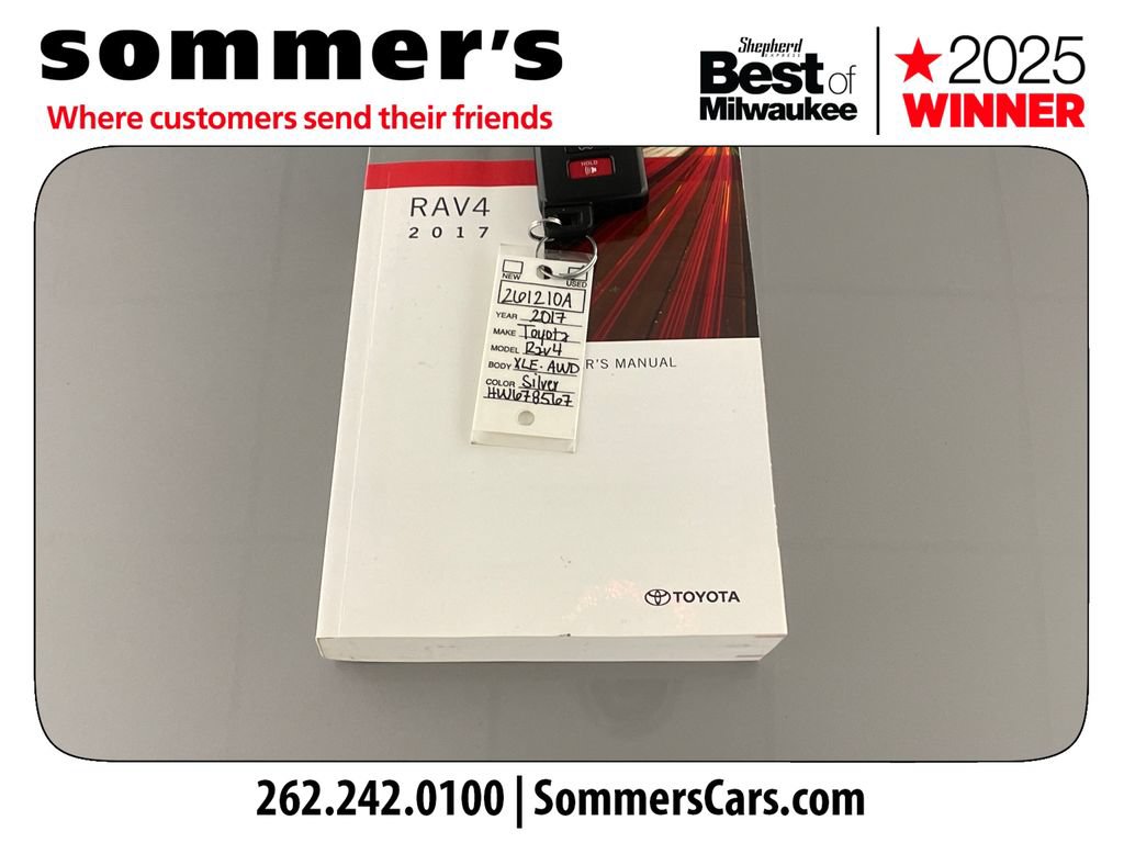Used 2017 Toyota RAV4 XLE AWD/4WD image 26