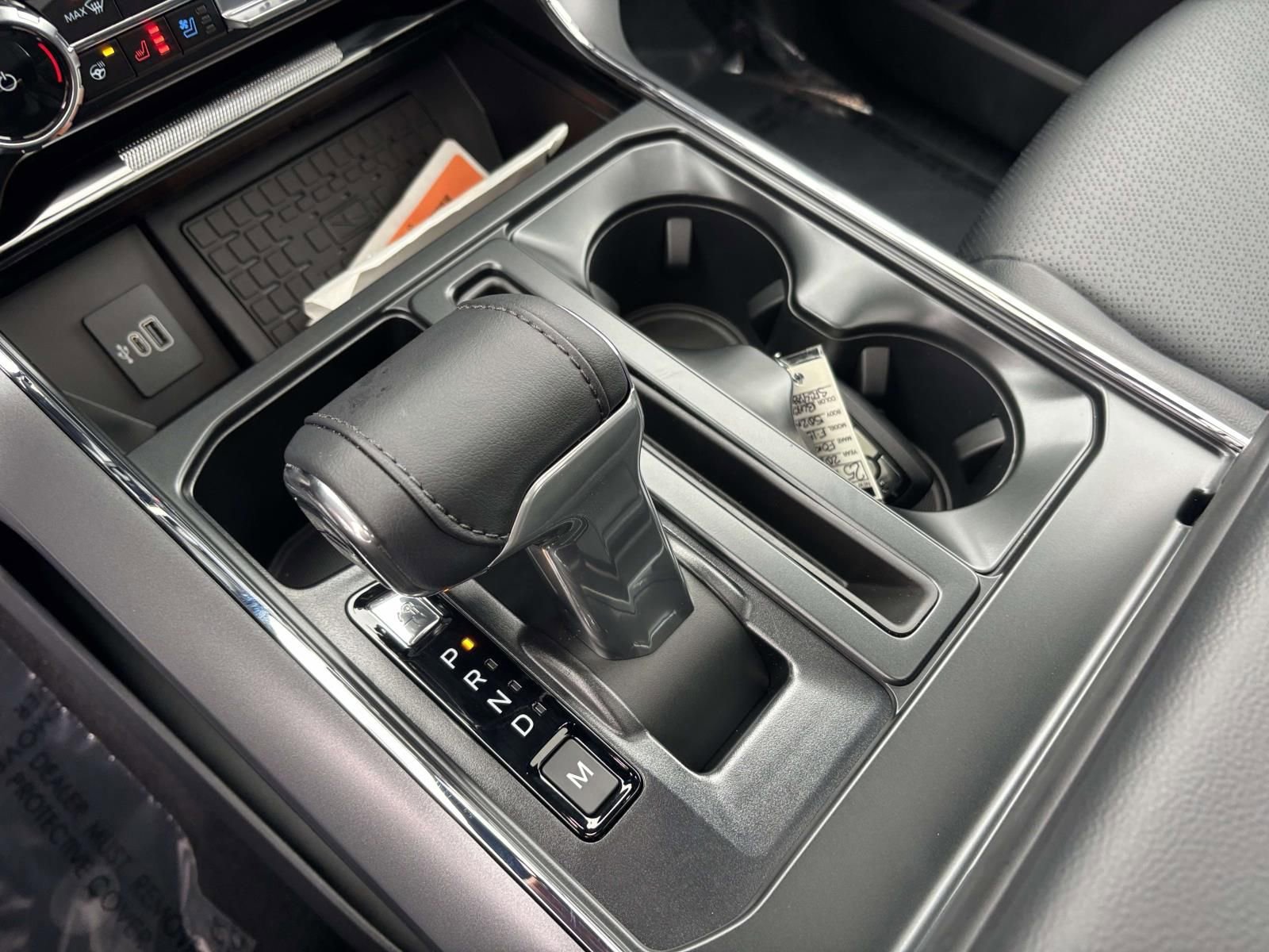 New 2025 Ford F150 Lariat w/ Equipment Group 502A High image 25