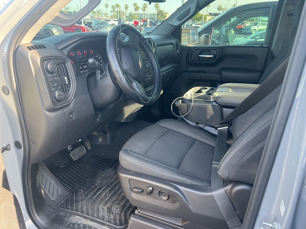 Certified 2024 Chevrolet Silverado 1500 Custom AWD/4WD image 22