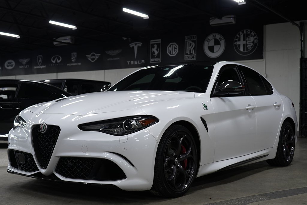 Used 2019 Alfa Romeo Giulia Quadrifoglio w/ Driver Assist Dynamic Package RWD image 1