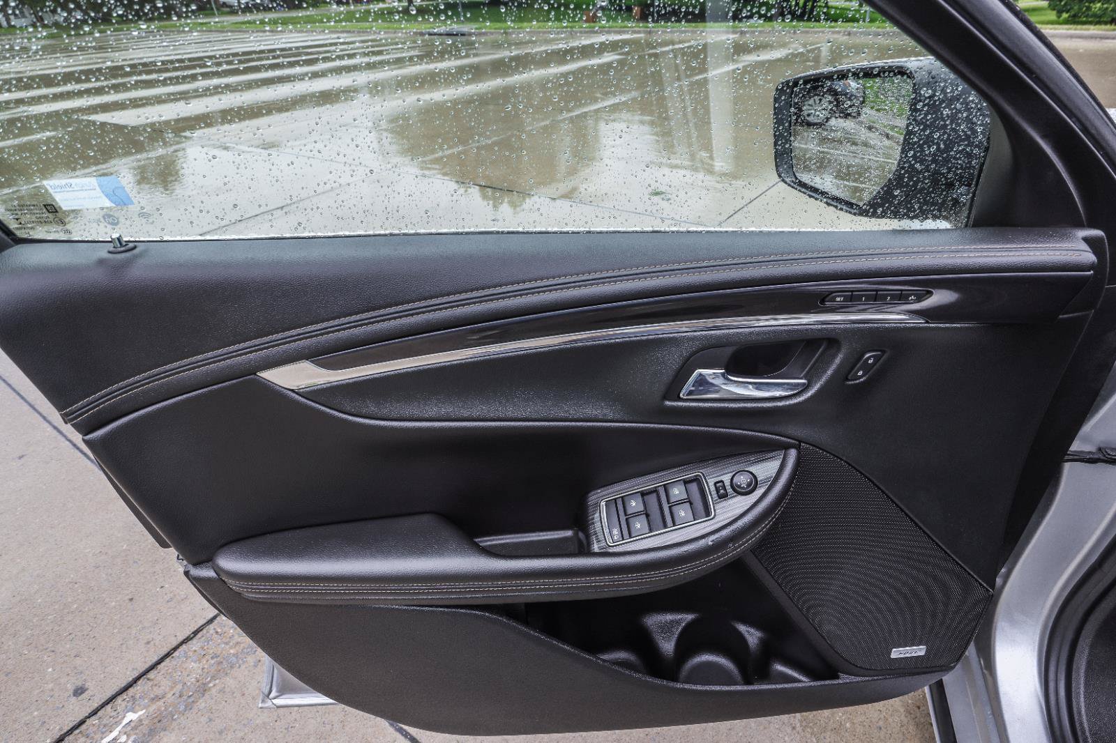 Used 2018 Chevrolet Impala Premier w/ Premier Confidence Package FWD image 36