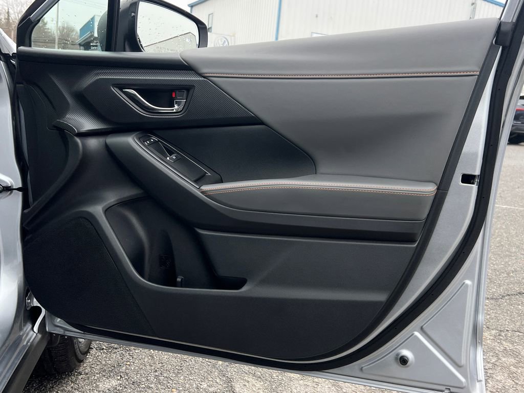 Certified 2025 Subaru Crosstrek 2.5i Limited w/ Crosstrek Mirror Package image 11