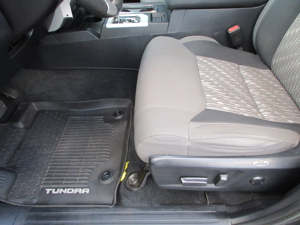 Used 2020 Toyota Tundra SR5 w/ SR5 Upgrade Package RWD image 24