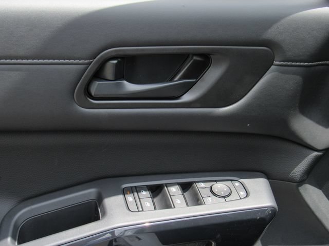 New 2026 Nissan Pathfinder SV AWD/4WD image 19