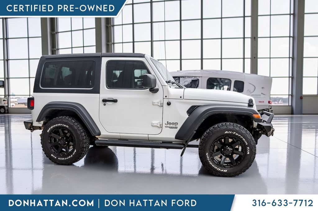 Used 2020 Jeep Wrangler Sport AWD/4WD image 32
