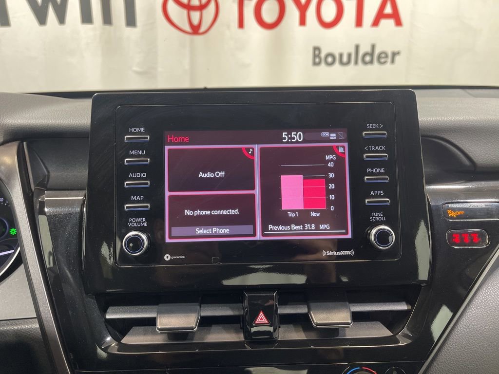 Used 2024 Toyota Camry SE image 23