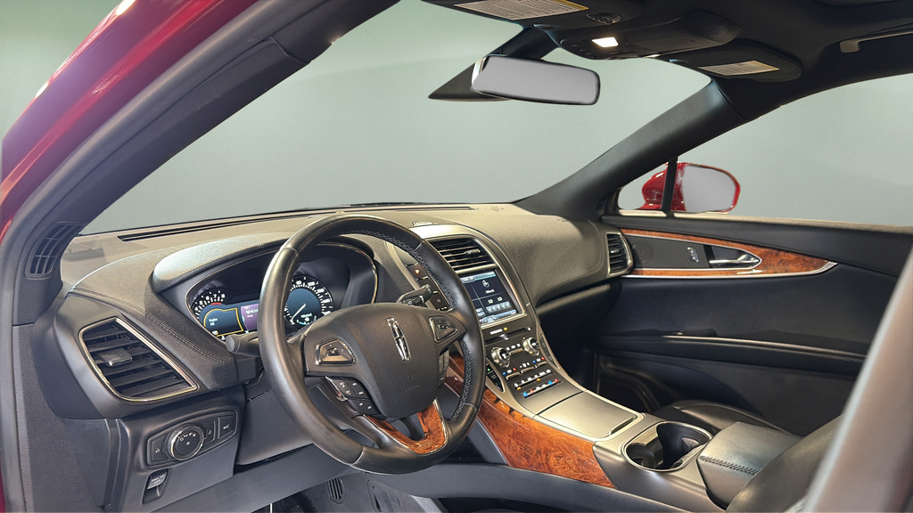 Used 2016 Lincoln MKX Reserve w/ Climate Package AWD/4WD image 13
