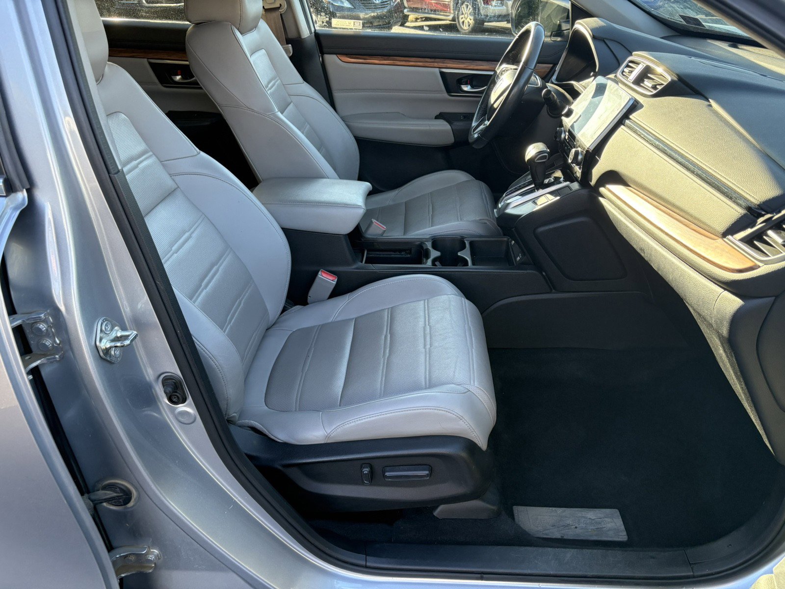 Used 2020 Honda CR-V EX-L image 11
