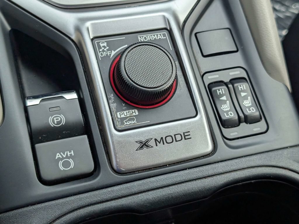 Used 2020 Subaru Forester Premium AWD/4WD image 24