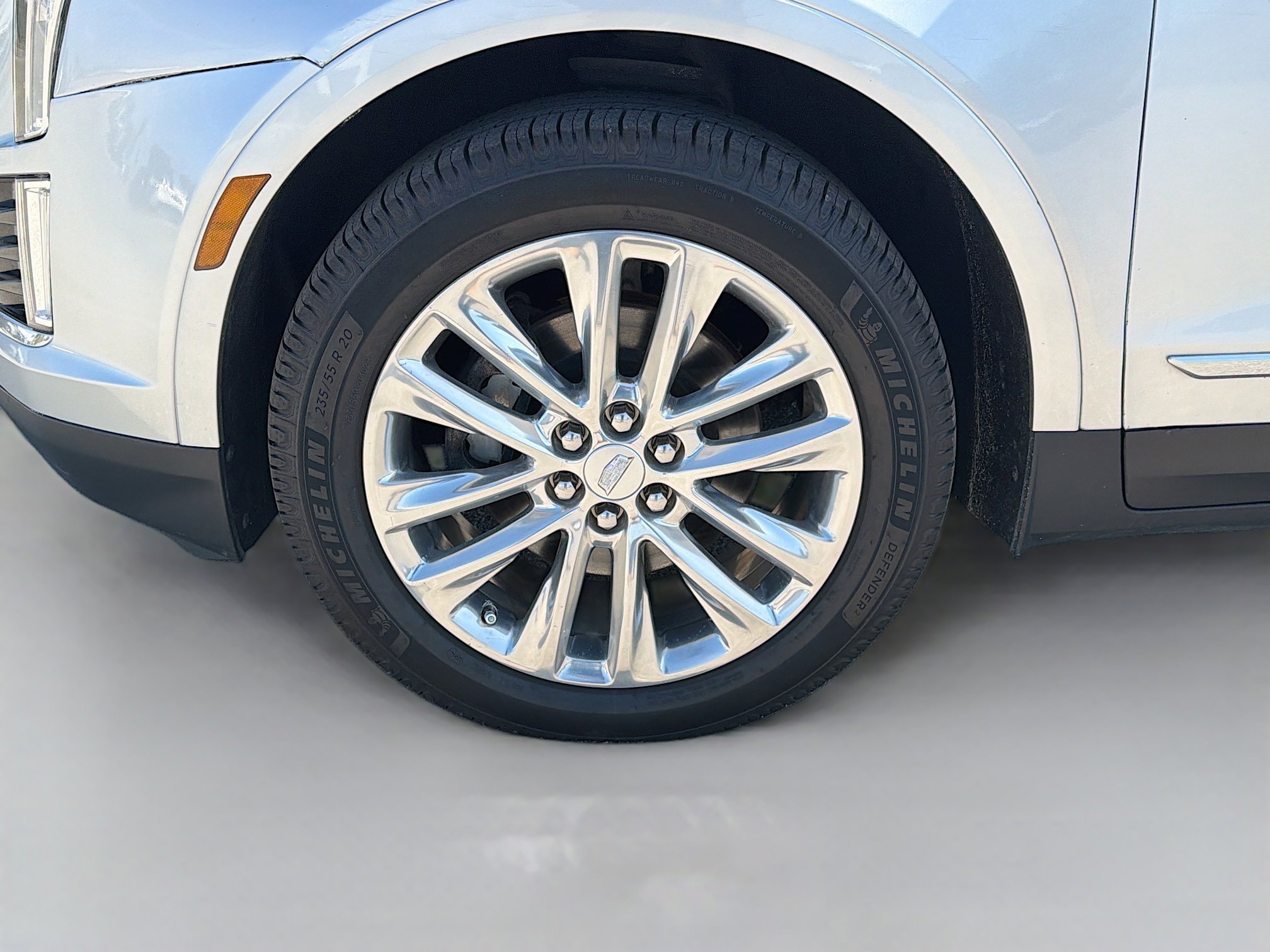 Used 2019 Cadillac XT5 Luxury image 41