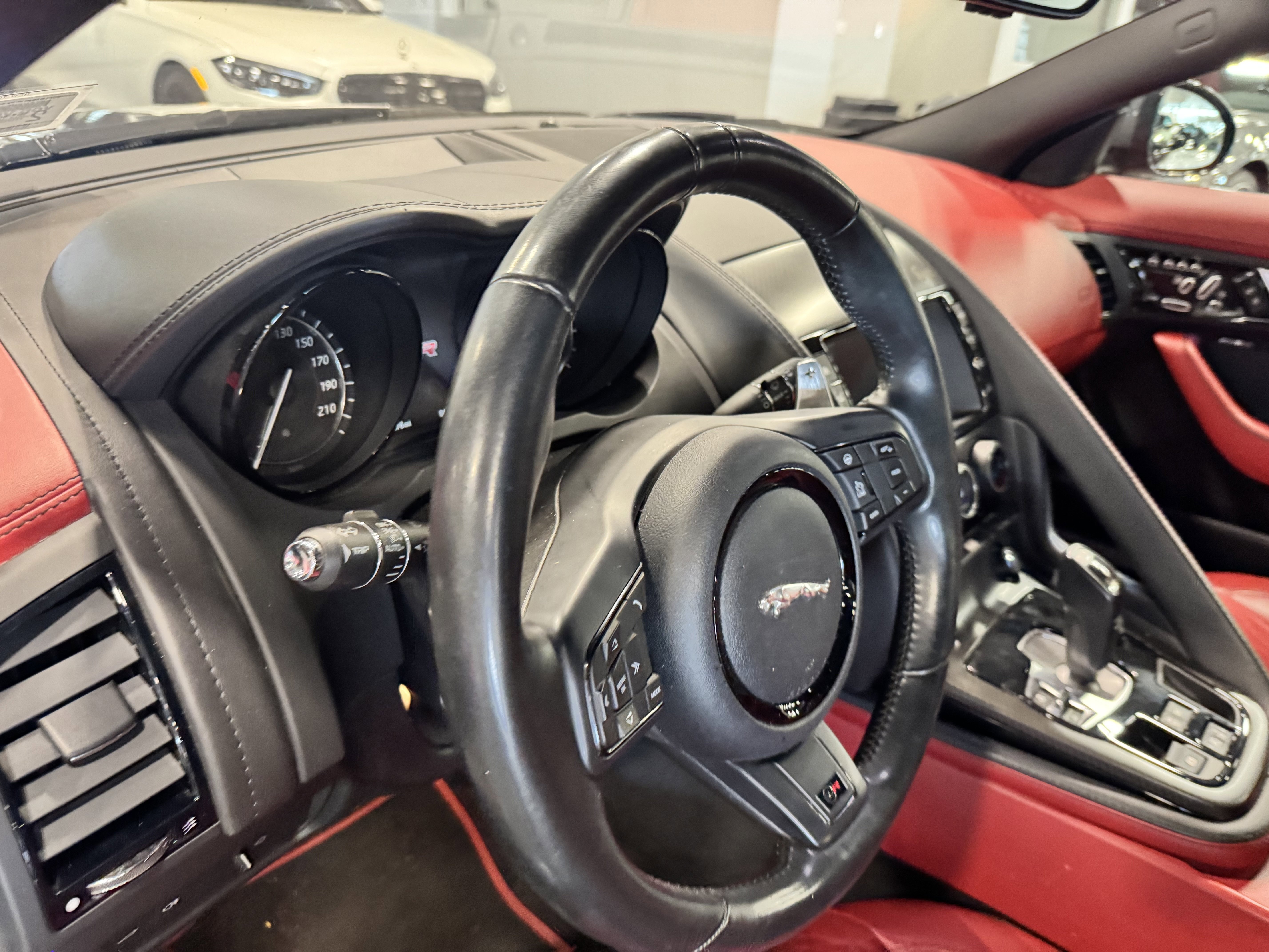 Used 2017 Jaguar F-TYPE SVR image 10