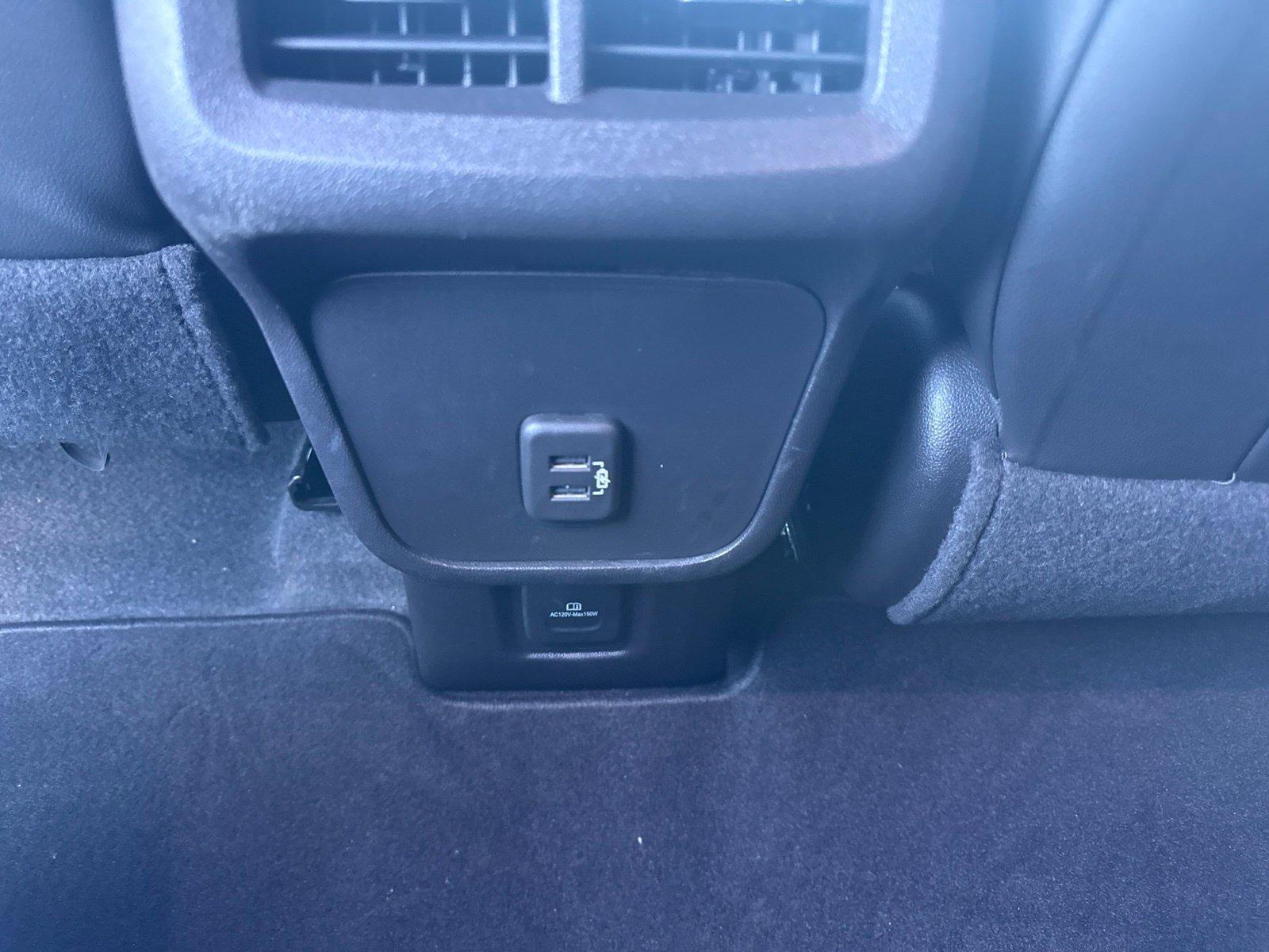 Used 2024 Chevrolet Equinox Premier AWD/4WD image 18