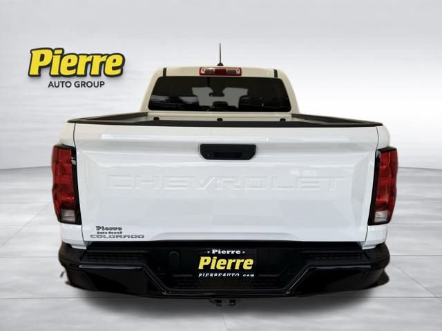 Used 2024 Chevrolet Colorado W/T image 3
