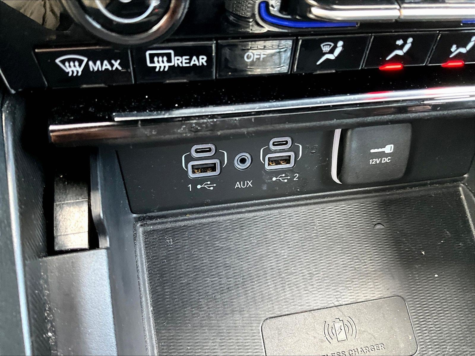 Used 2024 Jeep Grand Cherokee Laredo X w/ Luxury Tech Group I AWD/4WD image 16