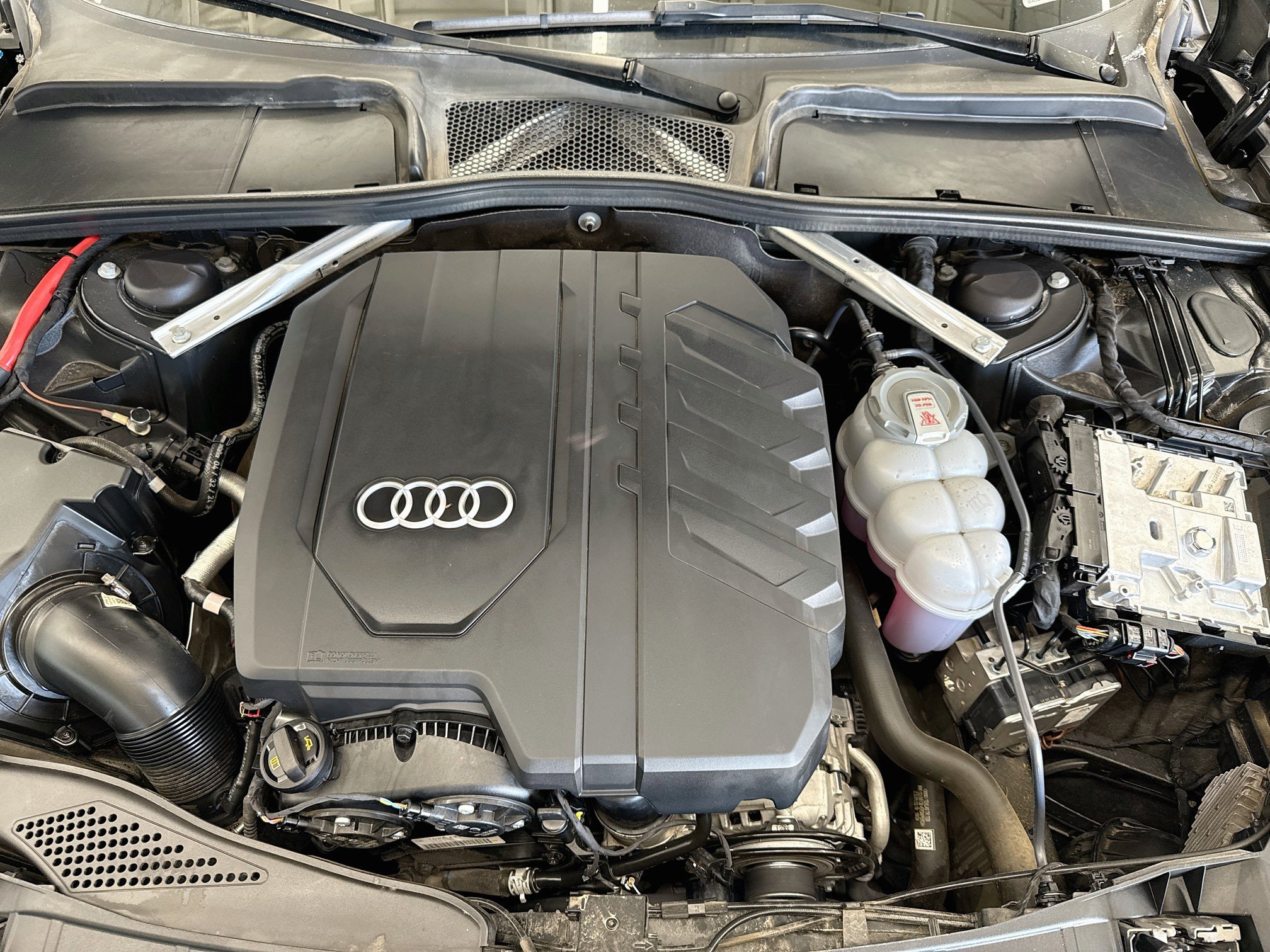 Used 2025 Audi A5 2.0T Premium AWD/4WD image 36