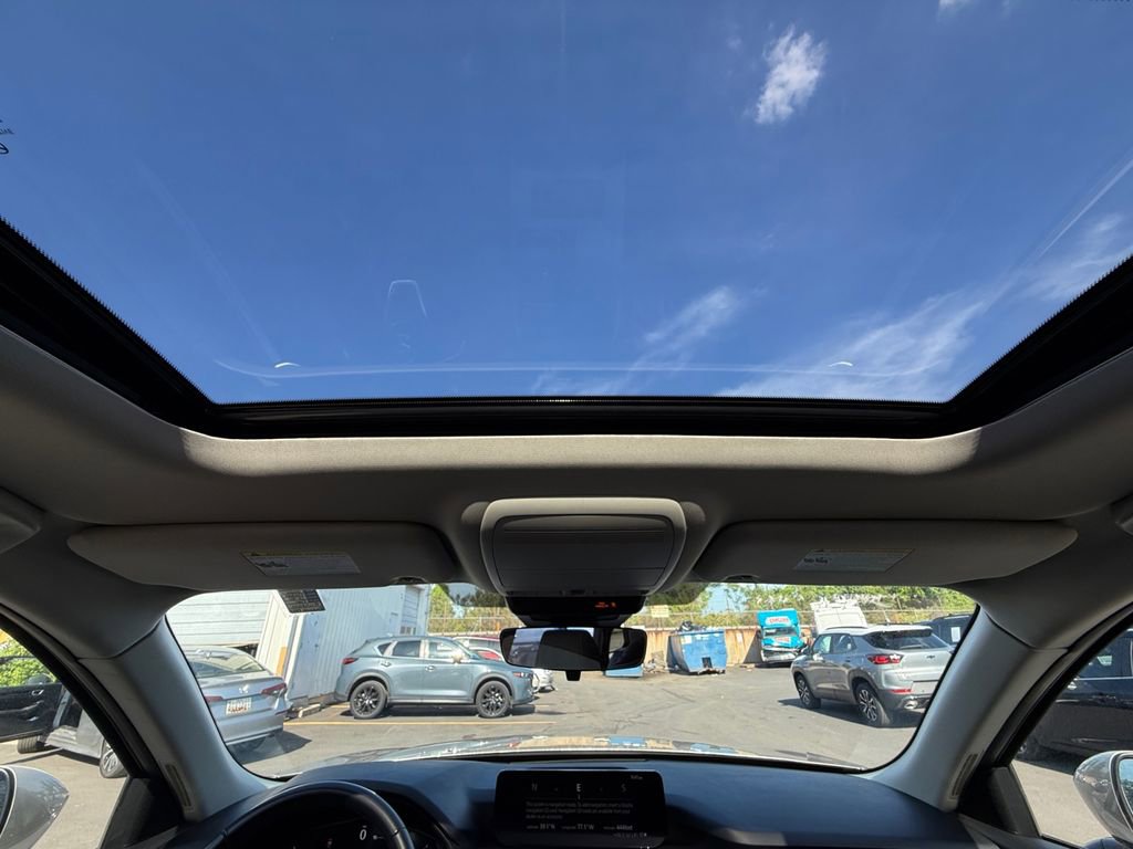 Used 2024 MAZDA CX-90 Plug-In Hybrid w/ Preferred AWD/4WD image 24