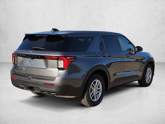 New 2026 Ford Explorer Active RWD image 2
