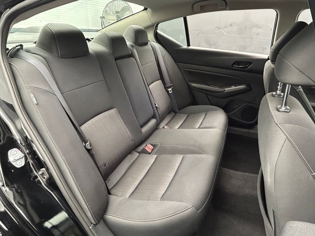 Used 2024 Nissan Altima 2.5 SV image 39