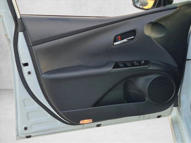 Certified 2022 Toyota Prius FWD image 11