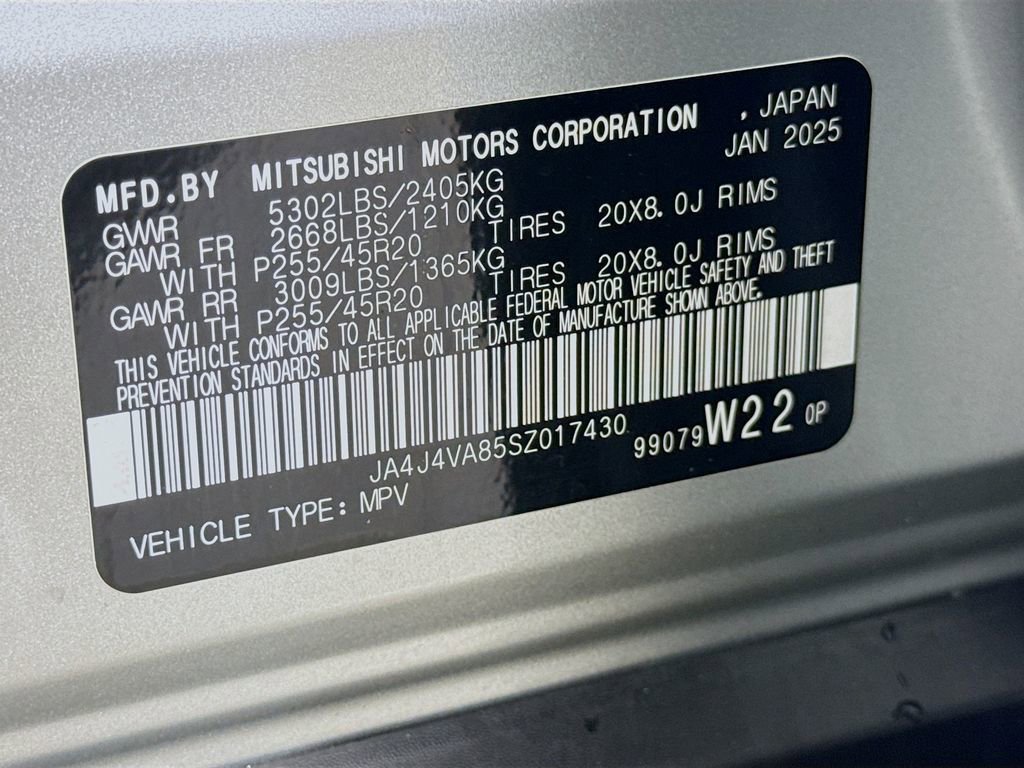 Used 2025 Mitsubishi Outlander SE image 34