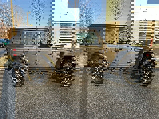 Used 2023 Jeep Wrangler Unlimited Rubicon 4xe w/ Cold Weather Group image 9