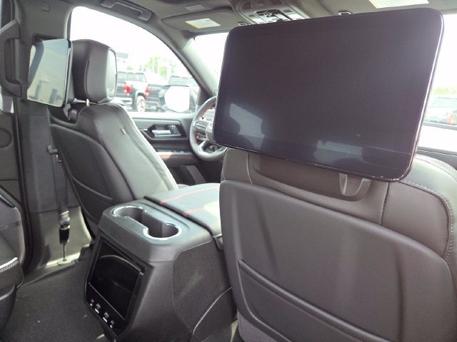 New 2026 GMC Yukon AT4 Ultimate AWD/4WD image 26