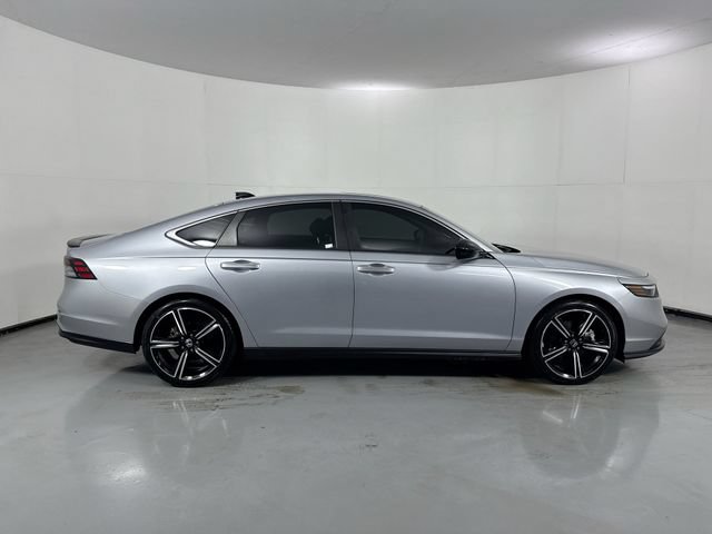 Used 2023 Honda Accord Sport image 35