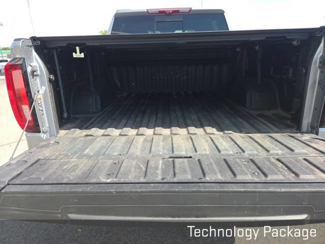 Used 2024 GMC Sierra 1500 AT4 w/ Technology Package AWD/4WD image 32