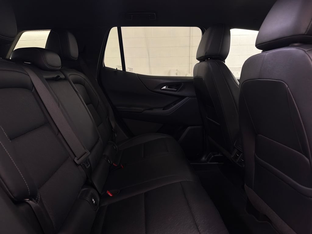 Used 2025 Chevrolet Equinox LT w/ Convenience Package II FWD image 30