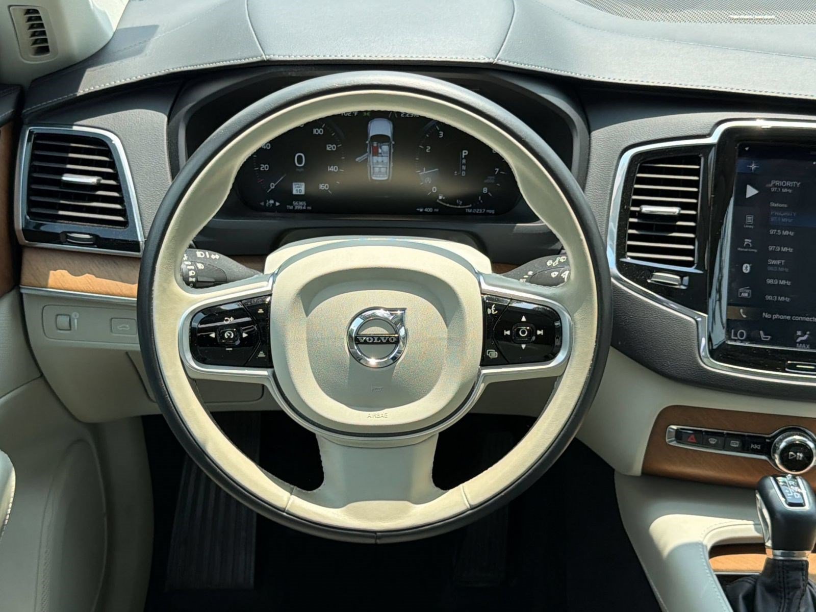 Used 2019 Volvo XC90 T6 Inscription w/ Protection Package Premier AWD/4WD image 11