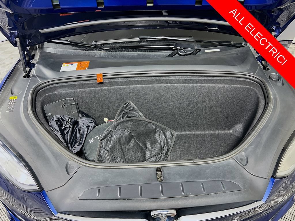 Used 2018 Tesla Model X 75D AWD/4WD image 31