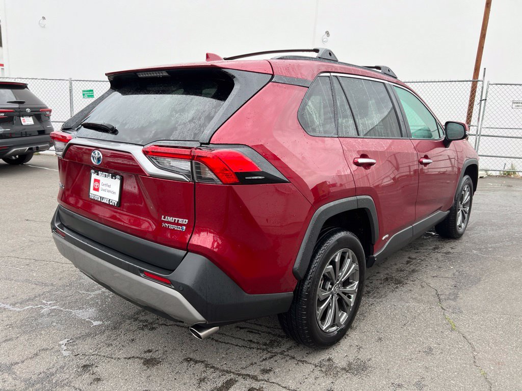 Used 2022 Toyota RAV4 Limited w/ Limited Grade Weather Package AWD/4WD image 4
