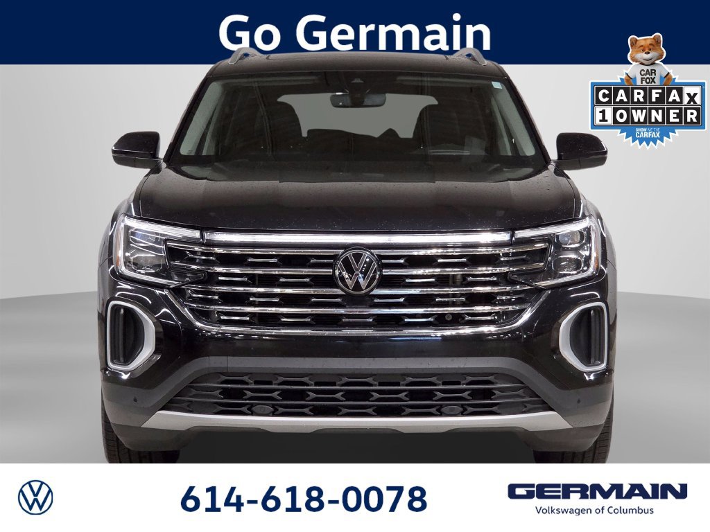 Used 2024 Volkswagen Atlas SEL AWD/4WD image 2