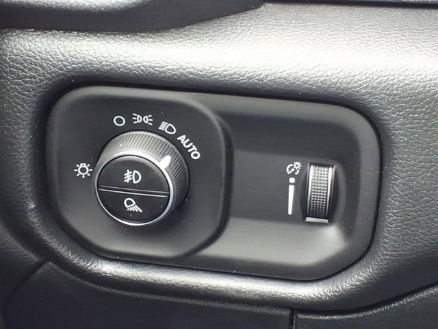 New 2026 RAM 3500 Tradesman AWD/4WD image 23