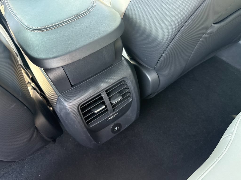 Used 2025 Ford Mustang Mach-E Premium AWD/4WD image 17