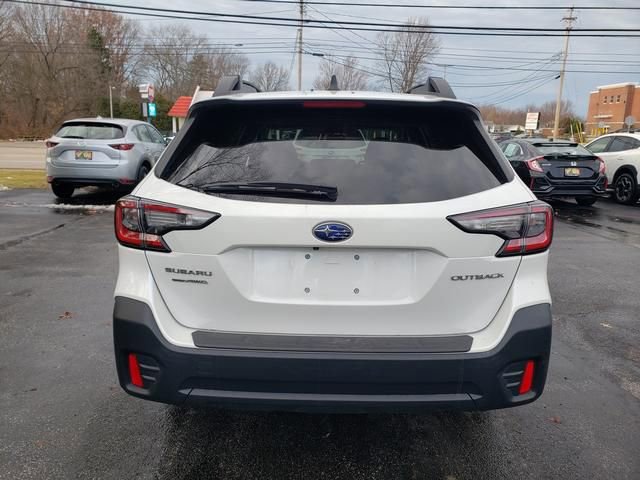 Certified 2022 Subaru Outback Premium image 4