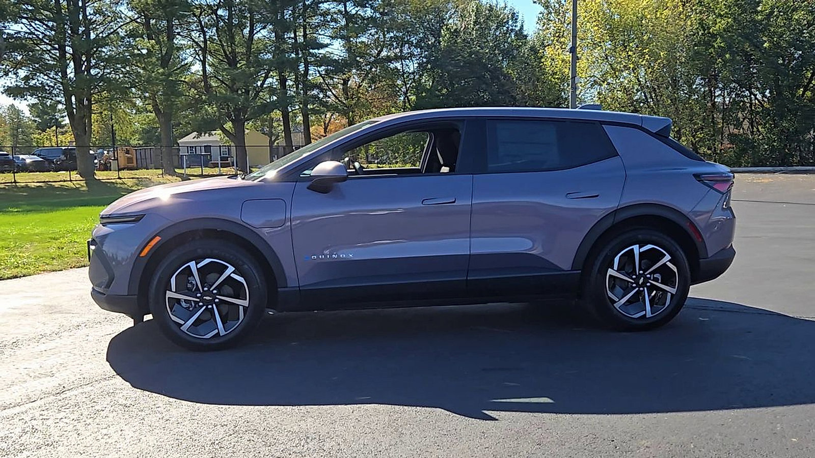 New 2026 Chevrolet Equinox EV LT image 9