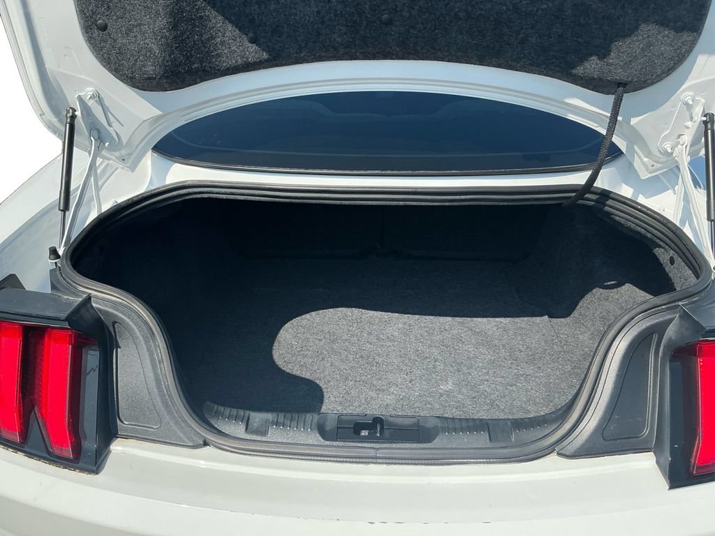 Used 2019 Ford Mustang GT w/ Black Accent Package RWD image 24