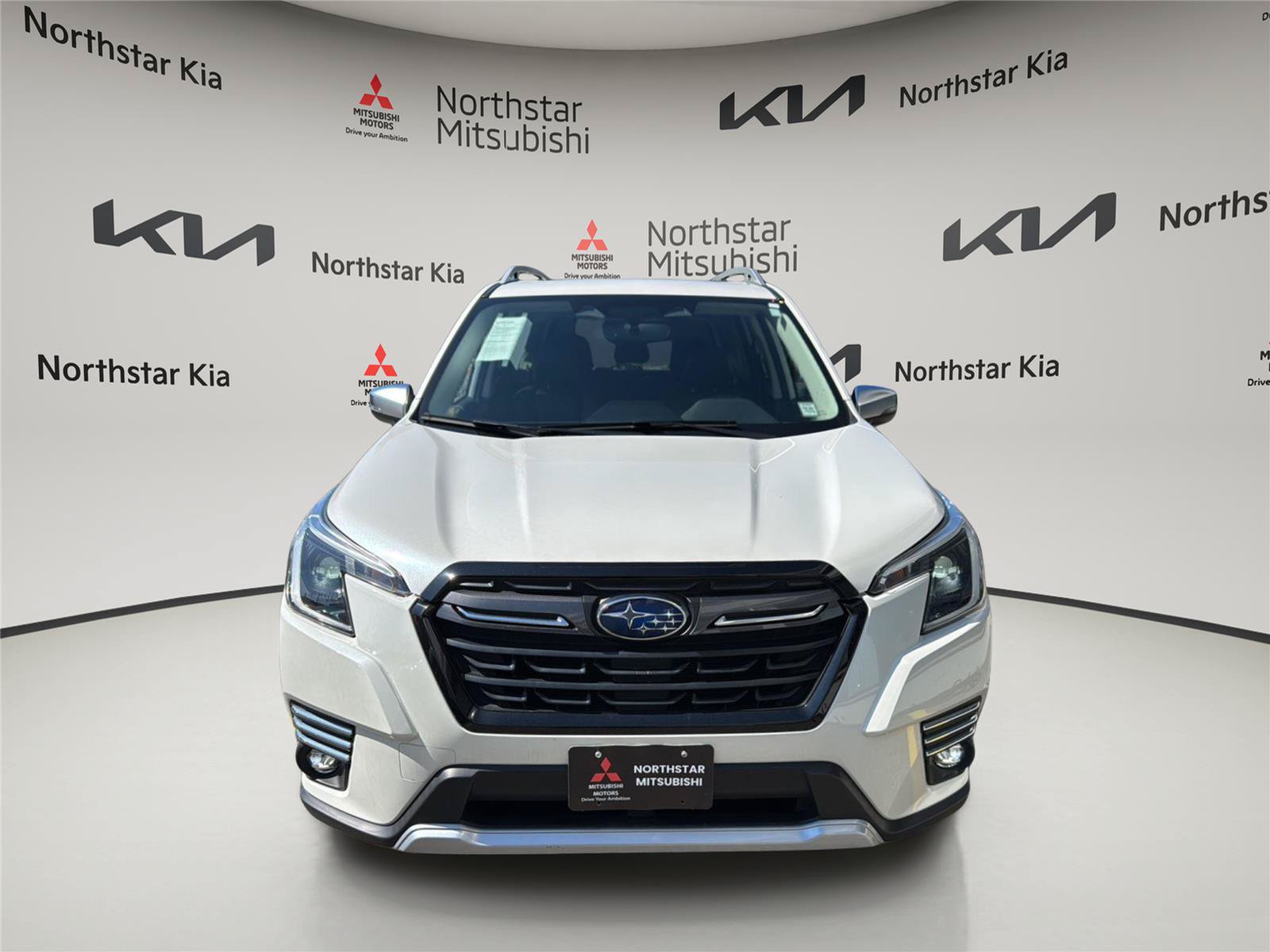 Used 2022 Subaru Forester Touring AWD/4WD image 9