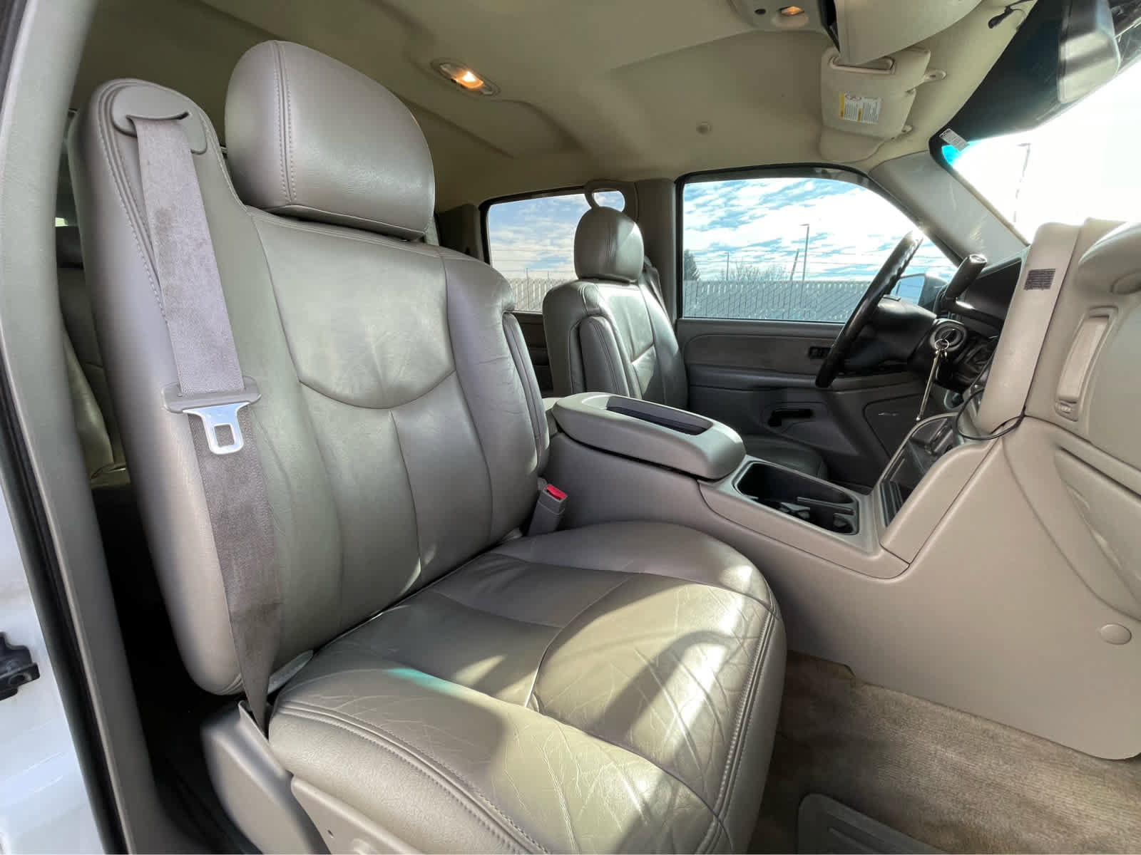 Used 2003 Chevrolet Silverado 2500 LT image 28