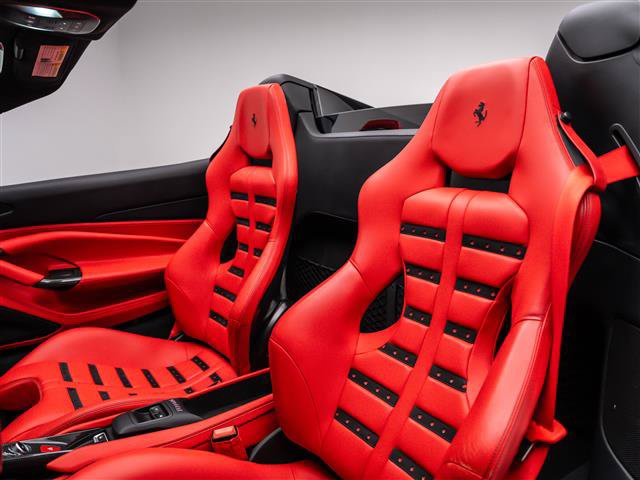 Used 2021 Ferrari F8 Tributo RWD image 26