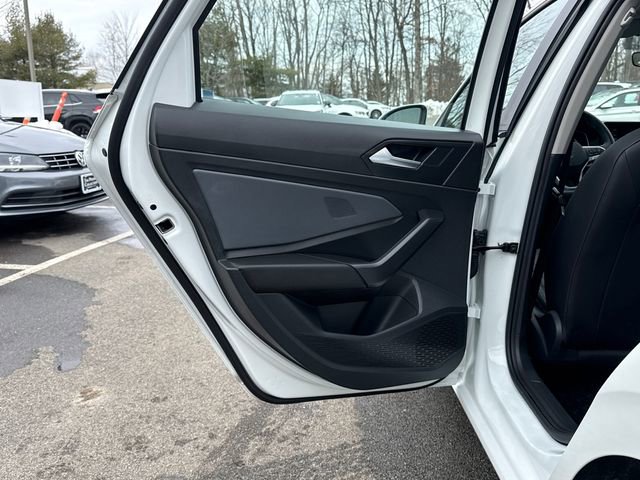 Certified 2025 Volkswagen Jetta SEL image 24